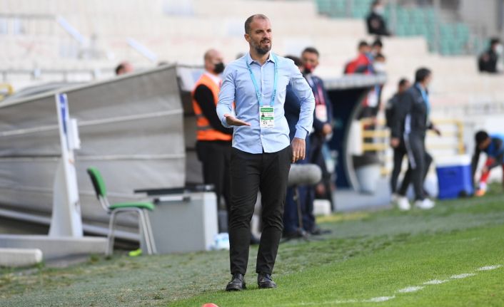 Bursaspor Teknik Direktörü Mustafa Er: “Oyuncularımız Avrupa kulüplerinin radarına girdi”