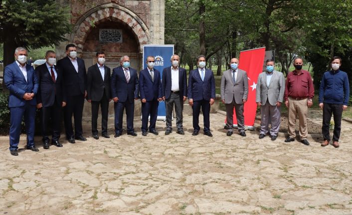 Çağ açıp çağ kapayan Fatih Sultan Mehmet Han, vefat ettiği yerde anıldı