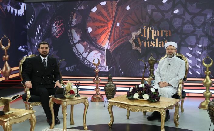 Diyanet İşleri Başkanı Prof. Dr. Ali Erbaş: “Namaza ne kadar önem veriyorsak zekata da o kadar önem vermeliyiz”