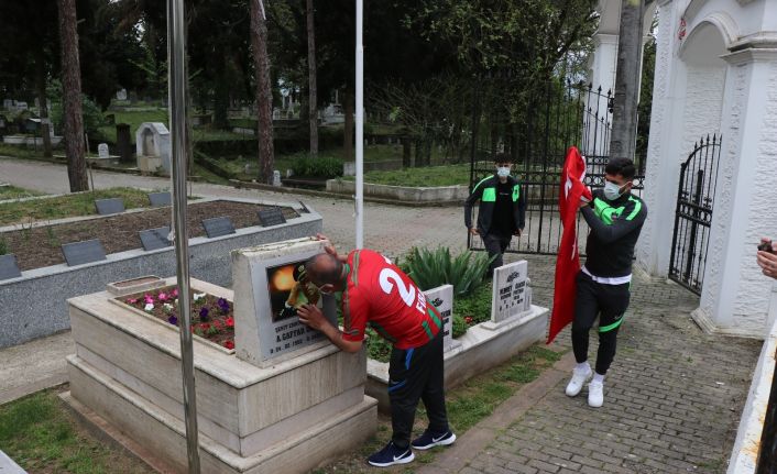 Diyarbekirspor şampiyonluk ve kupayı şehit Okkan’a armağan etti