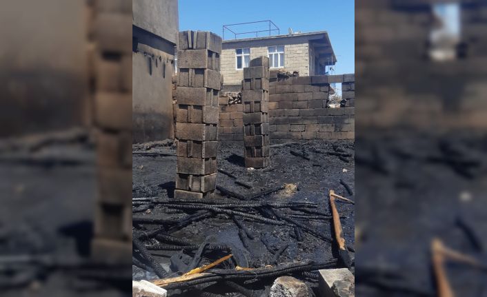 Elektrik kontağı yangına neden oldu