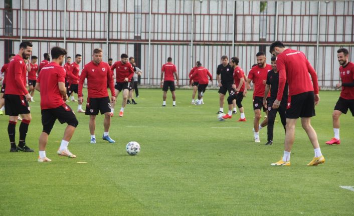 Ertuğrul Sağlam: “Altınordu’yu geçip finale adımızı yazdıracağımıza yürekten inanıyorum”