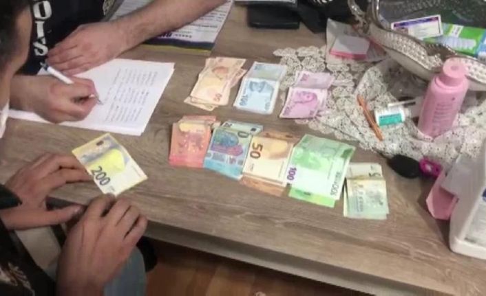 FETÖ’nün gaybubet evlerinde yakalanan 35 zanlı yurt dışına kaçma hazırlığı yapıyormuş