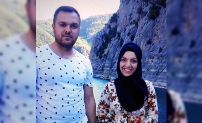Hayvanları sularken elektrik akımına kapılan genç kız hayatını kaybederken, kalp krizi geçiren abisinin durumu ise ağır
