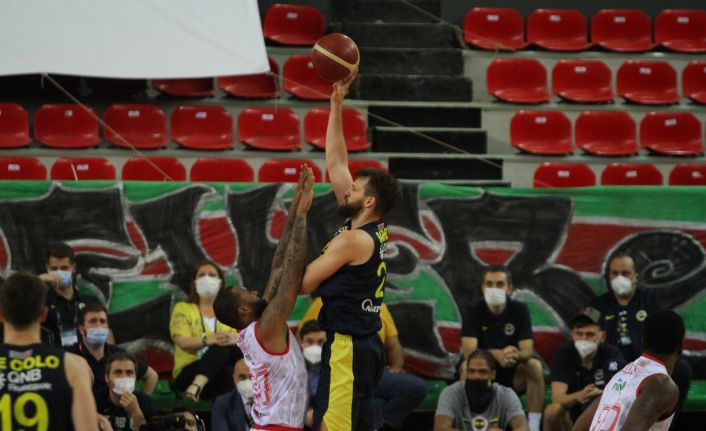 ING Basketbol Süper Ligi play-off: Pınar Karşıyaka: 76 - Fenerbahçe Beko: 78