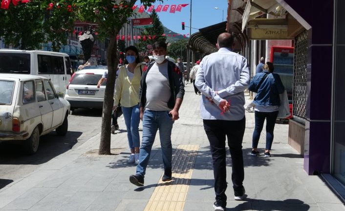 Kayıtlı işsizleri tek tek aradılar, sayıyı 16 binden 15 bine düşürdüler