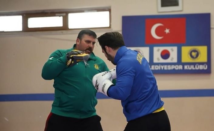 Kick Boks antrenörü İbrahim Macun, korona virüse yenik düştü