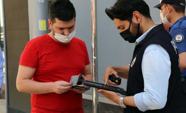 Korana virüs vakalarındaki artışın ardından Gümüşhane’de tedbirler artırıldı, denetimler yoğunlaştırıldı