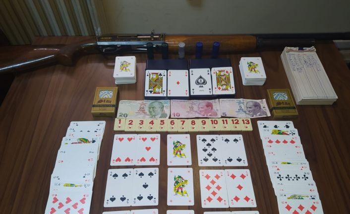 Kumar operasyonunda 30 kişiye 40 bin 80 TL idari para cezası ve adli işlem uygulandı