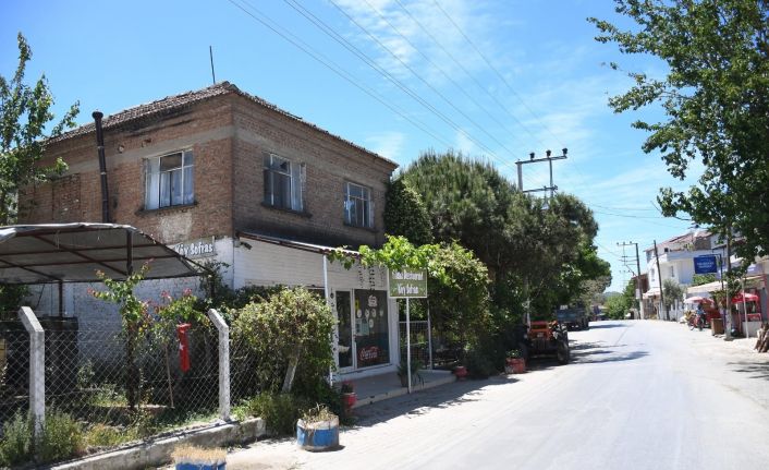 Kuşadası Belediyesi kent estetiğini korumak için bir adım daha attı