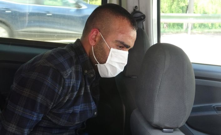 Lüks otomobili ile polisten kaçtı, silah ve sahte izin belgesiyle yakalandı