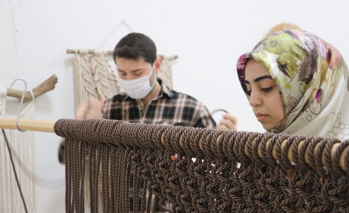 Mesleğinden vazgeçtiği hobisi ile Türkiye’de bir ilki başardı