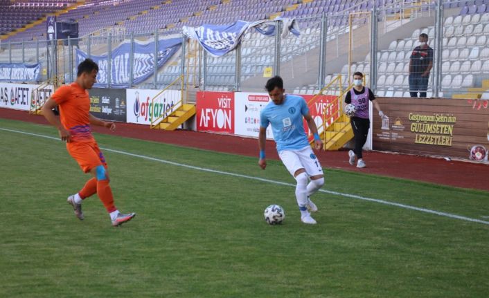 Misli.com 3. Lig Play-Off: Belediye Kütahyaspor: 2 - İskenderun: 3