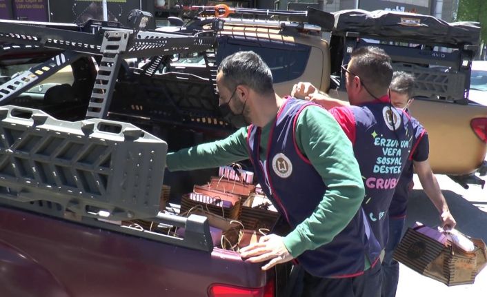 Off-Road Doğa Sporları Kulübü üyeleri bayram öncesi tatlı dağıttı