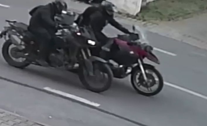 (Özel)- Kadıköy’de, sanatçı Ozan Musluoğlu’nun 200 bin liralık lüks motosikleti çalındı