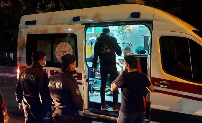 (ÖZEL) Pendik’te oto yedek parça atölyesinde yangın: 5 kişi hastaneye kaldırıldı