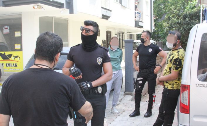 (ÖZEL) Polisten telefonunu isteyip ‘amirimi, dayımı arayacağım’ dedi, olay yerine gelen babasından bile destek göremedi