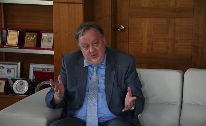 Rus Konsolos Rogoza: “Uçuşların başlamasıyla Rusların Kemer’e akın edeceğini düşünüyorum”