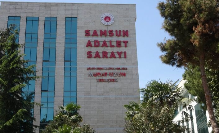 Sahte sosyal medya hesabından bakan ve AK Parti yöneticilerine hakaretten dava açılan eski savcının duruşması ertelendi