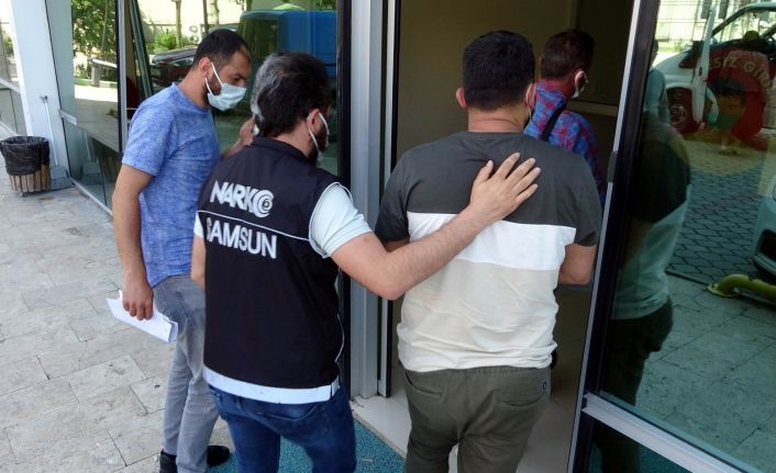 Samsun’da 7 bin 252 adet uyuşturucu hapla yakalanan 2 kişi tutuklandı