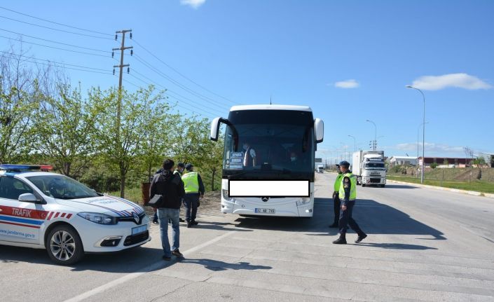 Sandıklı’da jandarma ve polisten drone destekli denetim