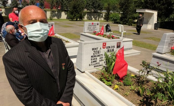Şehit babası duygulandırdı: “Şehitliğe inşallah kimse defnedilmez’ derken ilk biz defnettik”