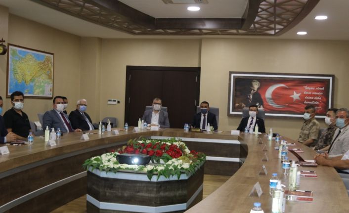 Siirt’te insan ticareti ile mücadele alanında bilgilendirme ve istişare toplantısı yapıldı