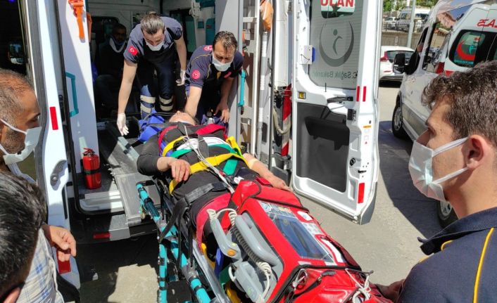 Siirt’te trafik kazası: 4’ü ağır 6 kişi yaralandı, onlarca koyun telef oldu