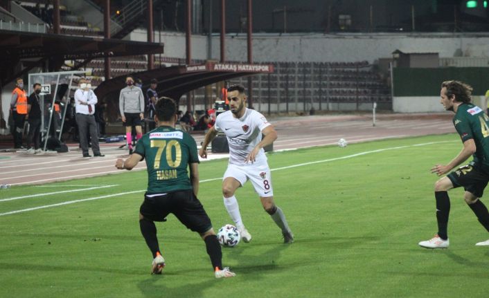 Süper Lig: A. Hatayspor: 0 - Denizlispor: 0 (İlk yarı)