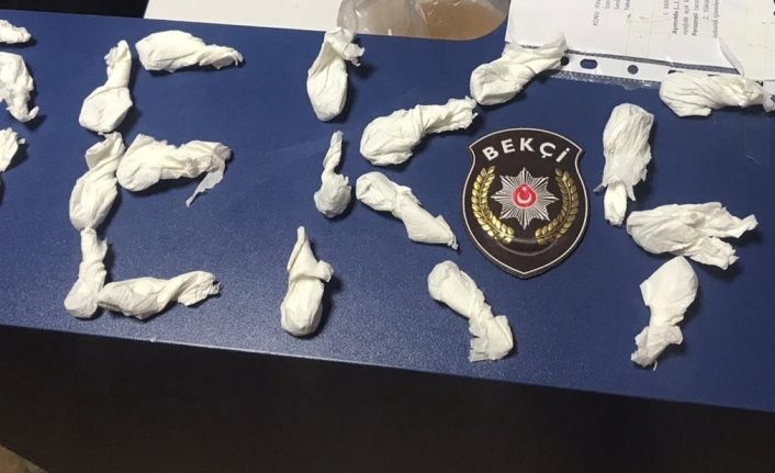 Şüphe üzerine durdurulan şahısta uyuşturucu ele geçirildi