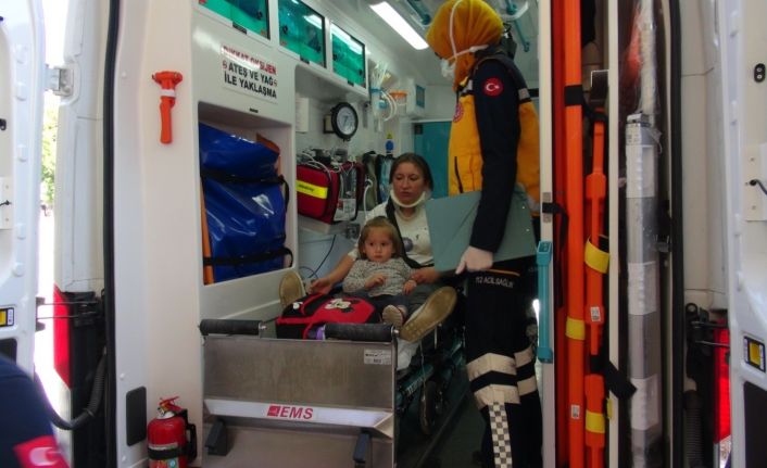 TEM Otoyolunda 3 otomobil ve 1 tırın karıştığı zincirleme kaza: 1’i çocuk, 3 yaralı