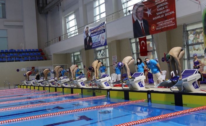 TSSF Paletli Yüzme Bireysel Açık Yaş Türkiye Şampiyonası İstanbul’da başlıyor