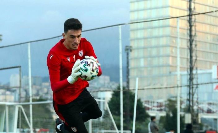 Türkiye’nin en az gol yiyen kalecisiydi, bu sezon 33 gol yedi