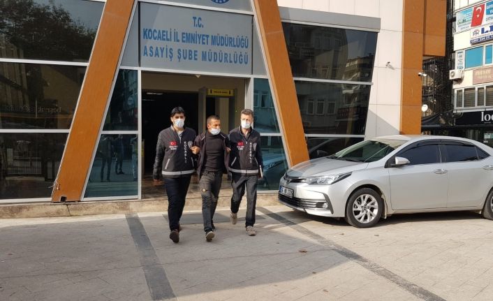 Üvey babasını bıçaklayan ve bir kişiyi öldüren sanık hakkında müebbet talebi