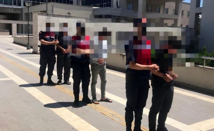 Yayla evi hırsızları suçüstü yakalandı