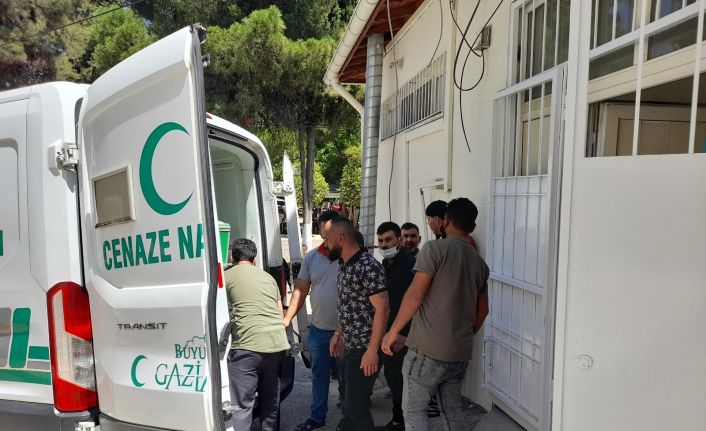 11 aylık bebek annesi emzirdiği esnada öldü