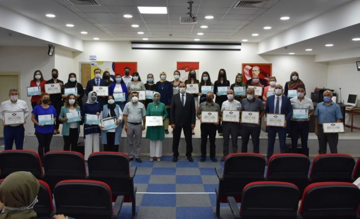 ‘2020 eTwinning Kalite Etiketi’ ve ‘2021-2022 eTwinning Okulları Ödül Töreni’ düzenlendi