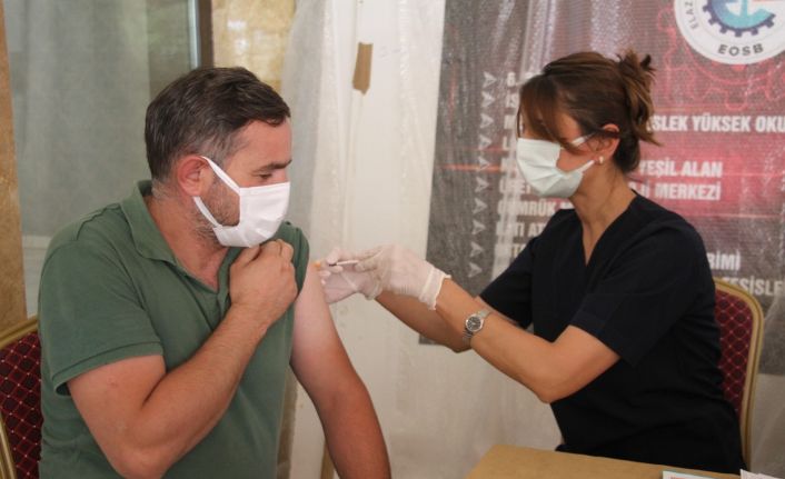 7 bin 500 kişinin istihdam edildiği Elazığ OSB’de aşılama başladı