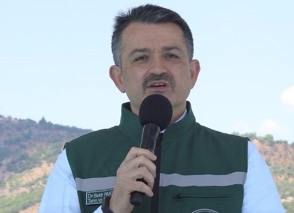 Bakan Pakdemirli, Kilis’te sektör temsilcileriyle bir araya geldi