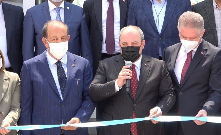 Bakan Varank: "Gaziantep gerçekten üreten bir şehir, Cumhur İttifakı’yla, belediye başkanlarıyla, odalarıyla gerçekten tam bir uyum içerisinde”