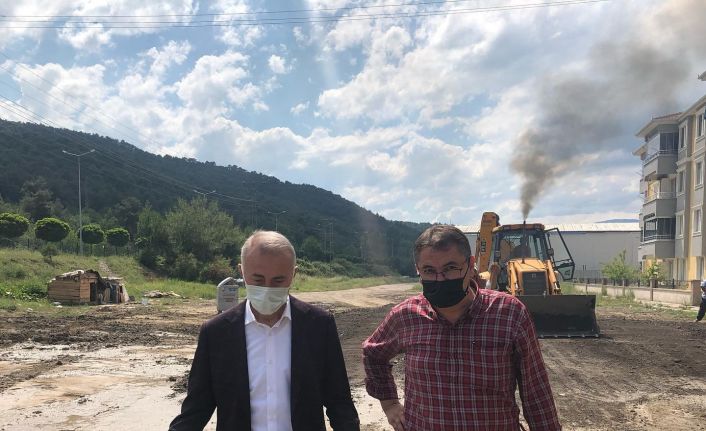 Başkan Öztürk: "Selden etkilenen esnaf ve vatandaşlarımızın mağduriyetlerini giderebilmek için çalışıyoruz"