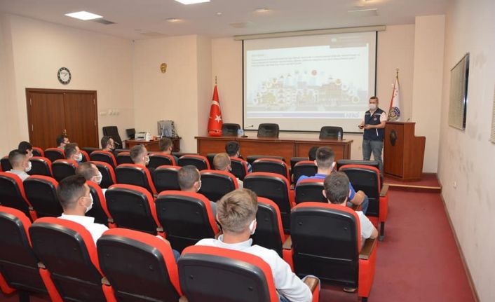 Bekçilere afetlere karşı bilinçlendi