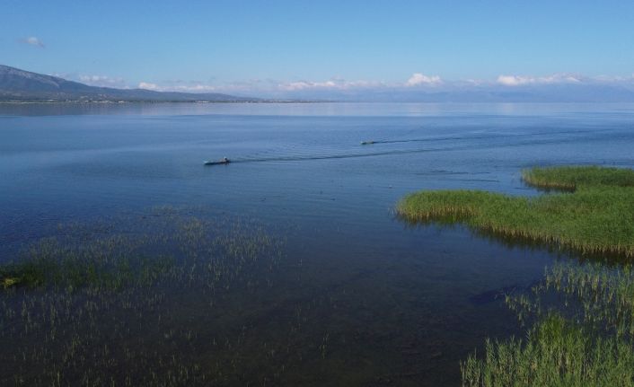 Beyşehir Gölü’nde 5 yılda kaçak balık avlayanlara 1 milyon 757 bin lira ceza