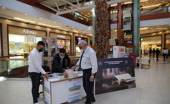 ‘Bir Kitap, Bir Umut’ kampanyası standı Ceylan Karavil Park AVM’de açıldı.
