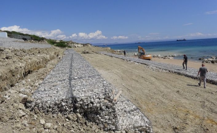 Bozcaada’da alıkonulan gazeteci o anları İHA’ya anlattı