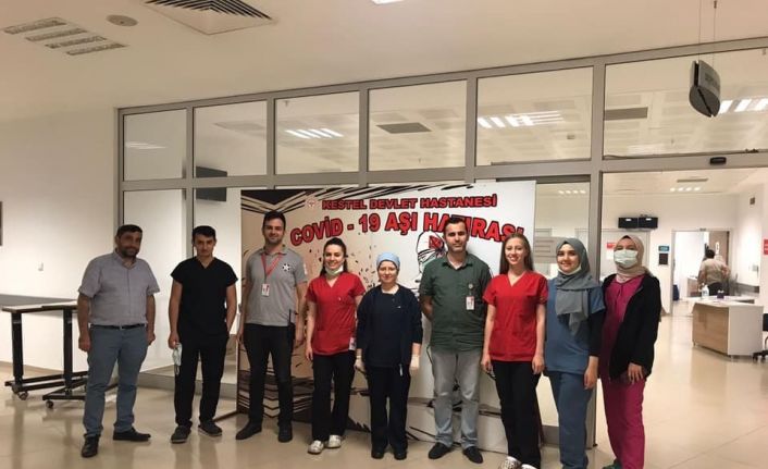 Bursa’da rekor kırıldı...Sağlıkçıların gece gündüz aşı nöbeti