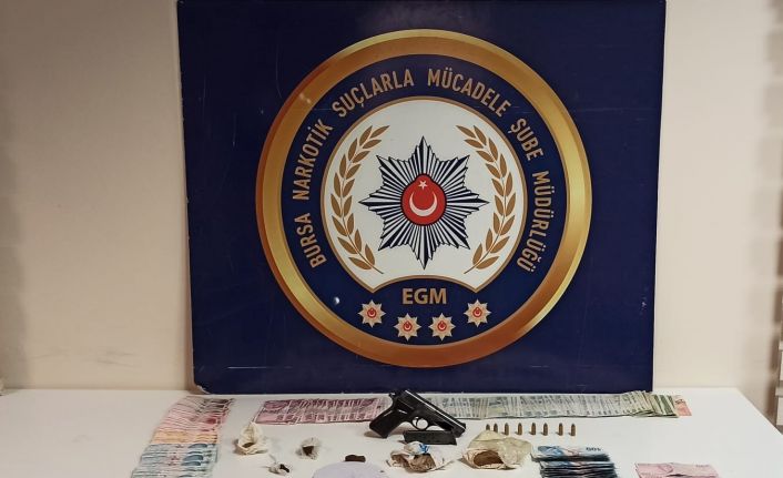 Bursa’da uyuşturucu operasyonundan tutuklanan 7 kişinin ardından 6 kişi daha gözaltına alındı