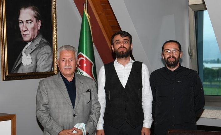 Bursaspor Kulübü, stadyum ve tesis çimlerini yeniden Muhittin İpek’e teslim etti