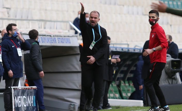 Bursaspor Teknik Direktörü Mustafa Er, bu sezon bir ilk yaşayabilir