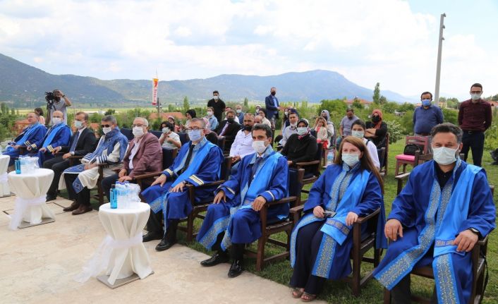 Çameli Meslek Yüksekokulu ilk mezunlarını verdi